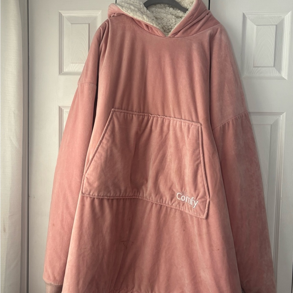 Comfy Pink Oversized Hoodie Blanket